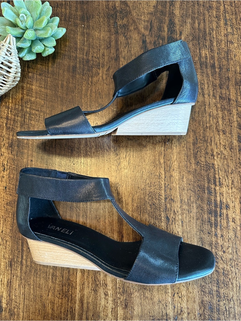 VANELi | Calyx Black Leather T-Strap Wood Wedge Sandals, Size 8.5